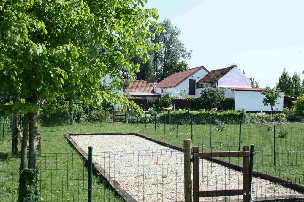 B&B 'T Wit Reigertje Oudenburg Exterior photo